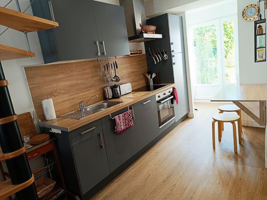 Chez Louisette Centre Et Plages A Pied! Apartment Concarneau