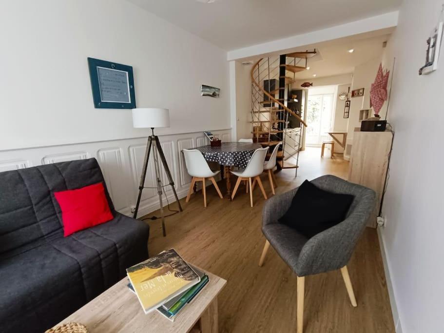 Chez Louisette Centre Et Plages A Pied! Apartment Concarneau