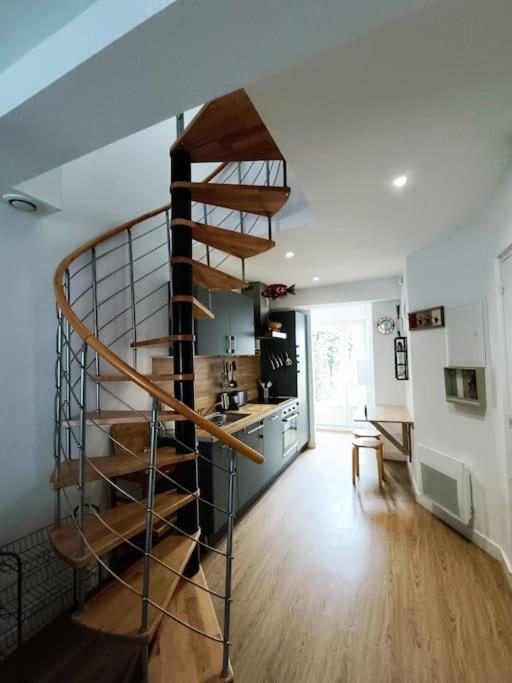 Apartment Chez Louisette Centre Et Plages A Pied! Concarneau